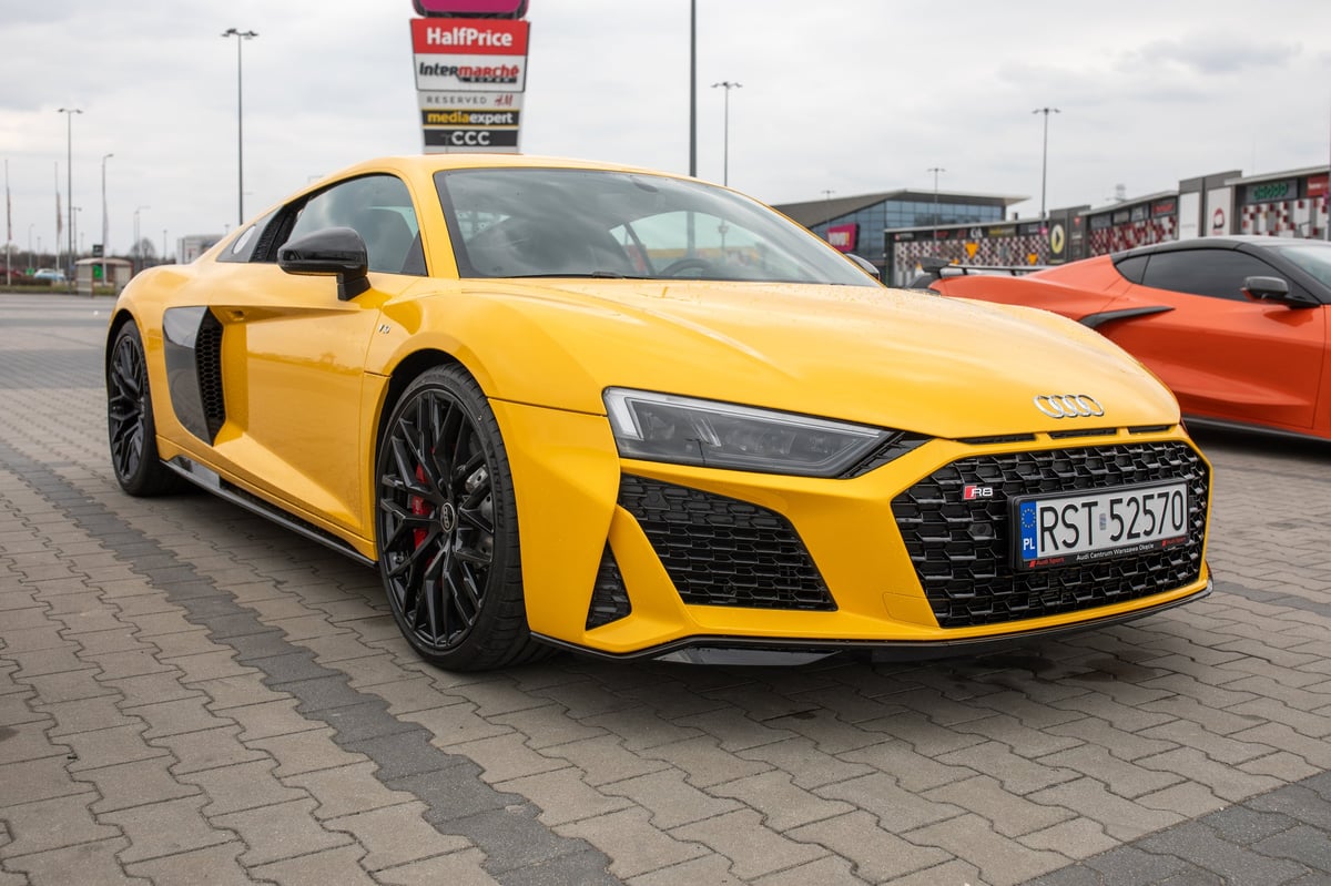 Audi R8 V10